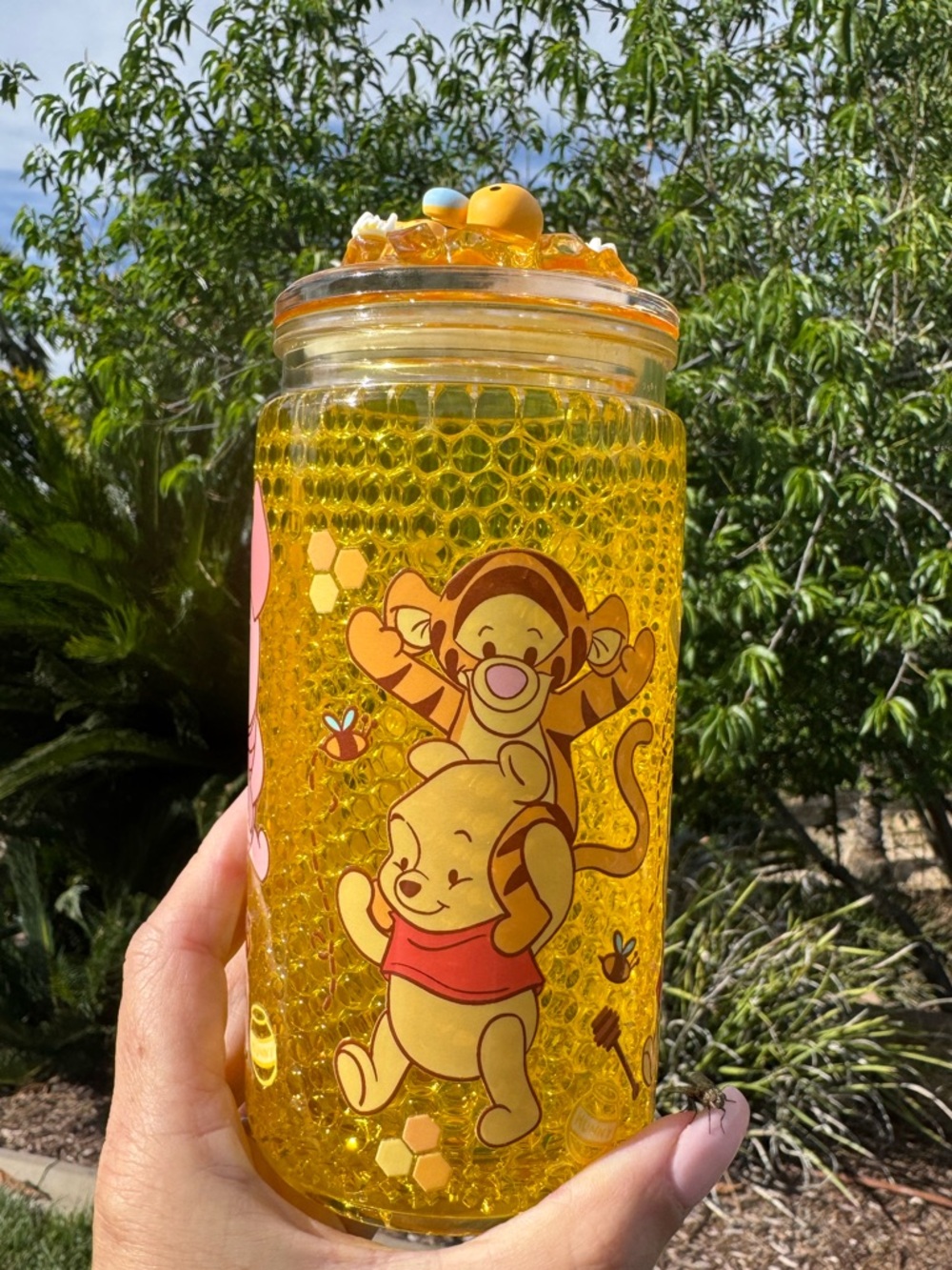 Winnie the Pooh and friends honey comb snow globe  Tumbler 16oz